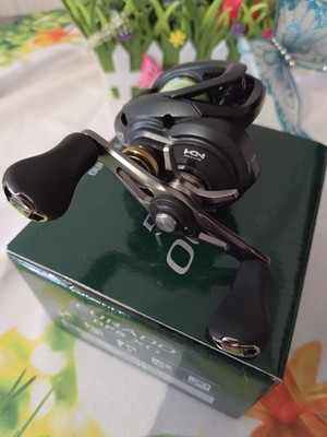 Baitcasting Rolle Shimano Curado BFS XG  Recht Hand