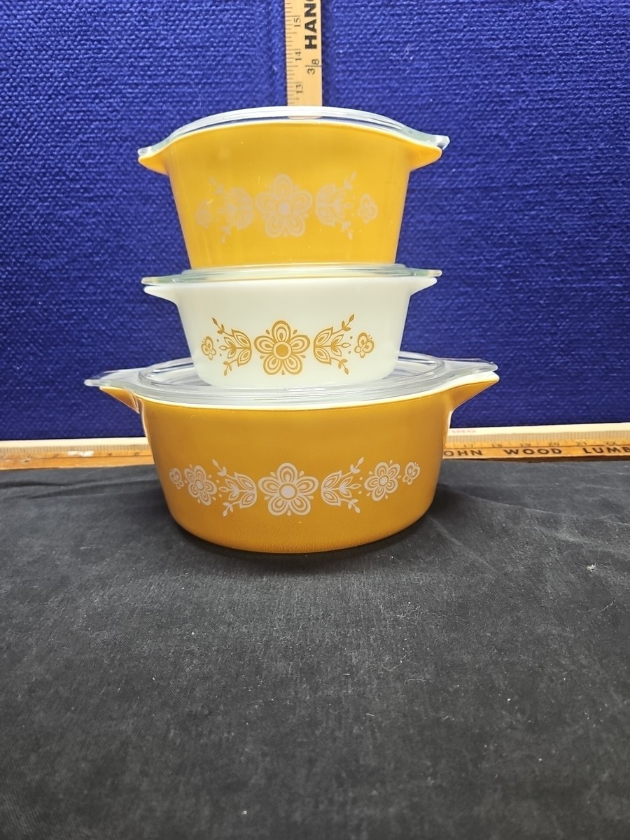 Set Pieces Vintage Pyrex Butterfly Gold Casserole Dish 472 474 - Main Image
