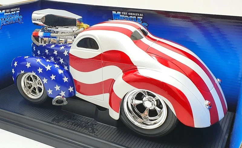 Muscle Machines 1/18 Scale Model 71166 - 1941 Willys Coupe - USA Flag - Image 2 of 4