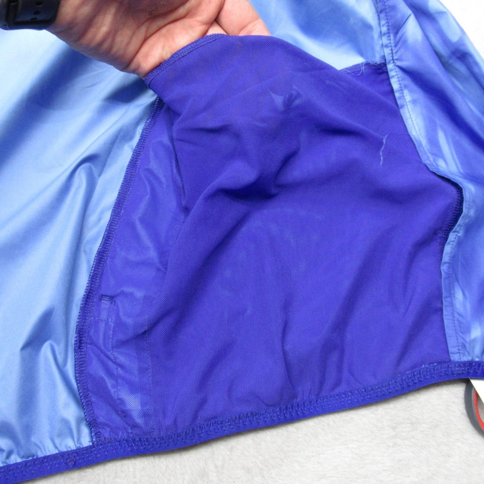 Under Armour Running Jacket Womens XL Violet Lightweight Semi Fitted Vented NEW thumbnail 11