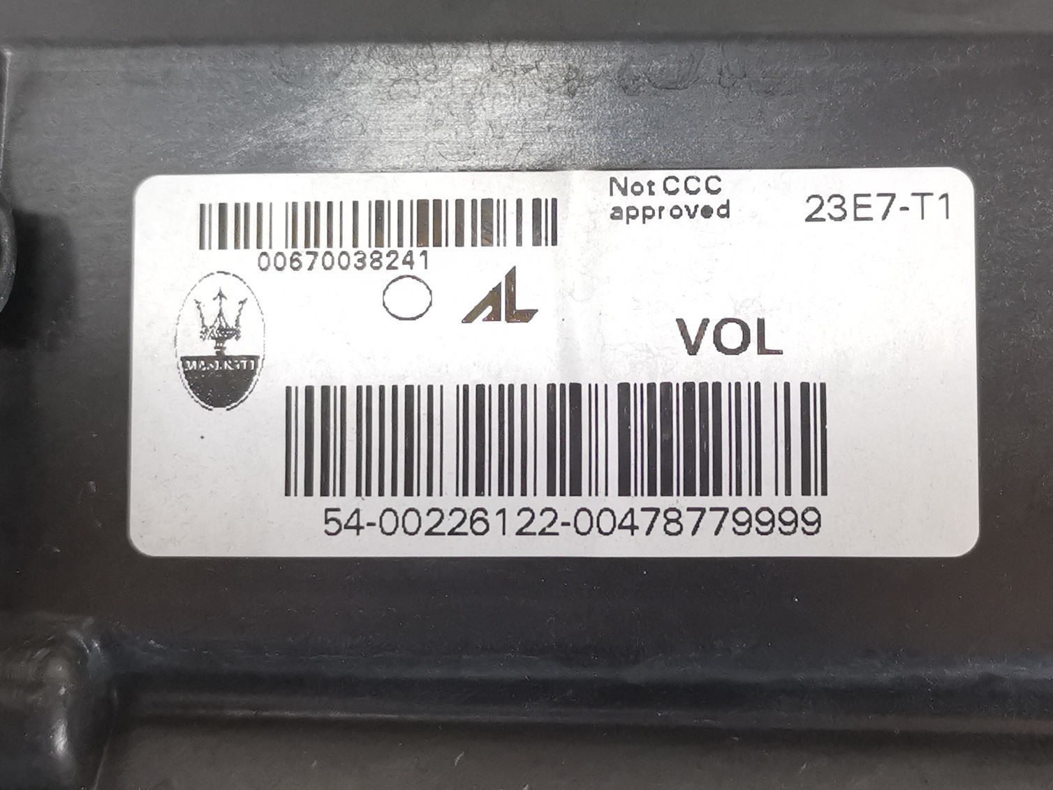 Maserati Ghibli 2017  Front Left Side Adaptive Xenon Headlight 670038241 OEM