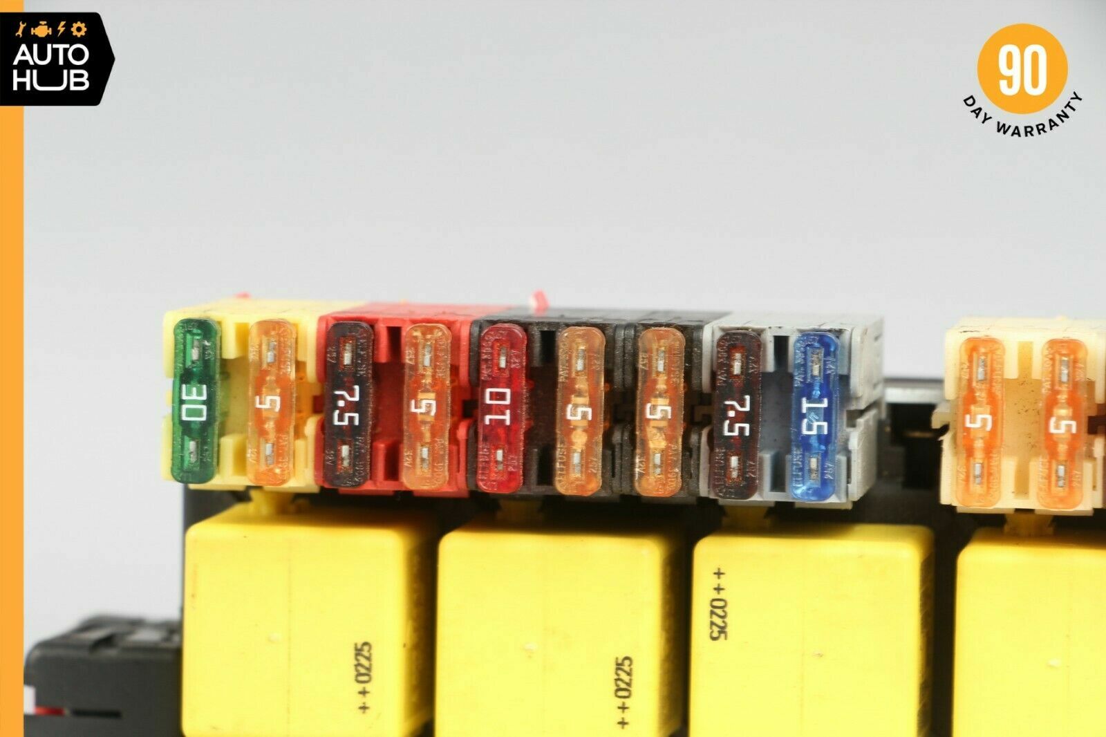 03-12 Mercedes R230 SL500 SL550 SLR Front Left SAM Fuse Box Control Module OEM