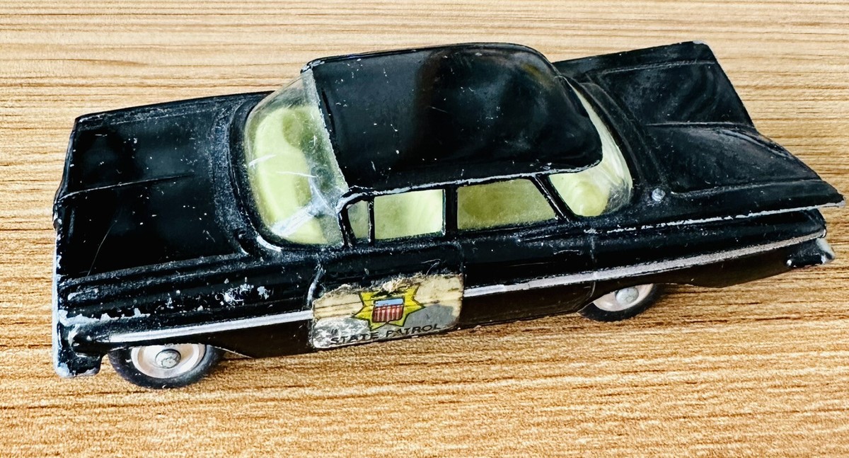 美品レア　CORGI TOYS CHEVROLET IMPALA ミニカー 美品レア CORGI TOYS CHEVROLET IMPALA ミニカー 美品レア CORGI TOYS