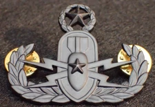 Cold War Army EOD Master Explosives Ordnance Disposal Qualification Badge KREW
