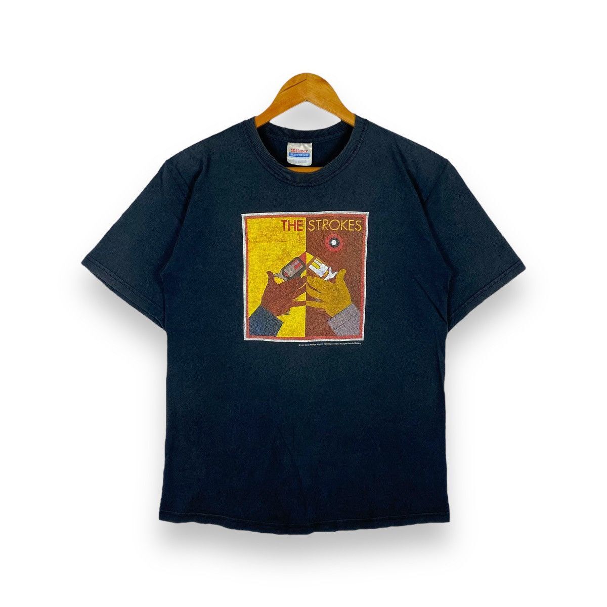 The Strokes ROOM ON FIRE ヘインズ 半袖 Tシャツ The Strokes ROOM ON FIRE ヘインズ 半袖 Tシャツ - メルカリ