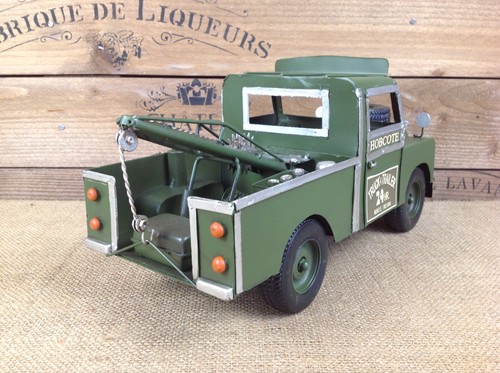 Decorative 34cm Green coloured vintage style metal 4x4 Landrover Recovery Truck - Picture 6 of 9
