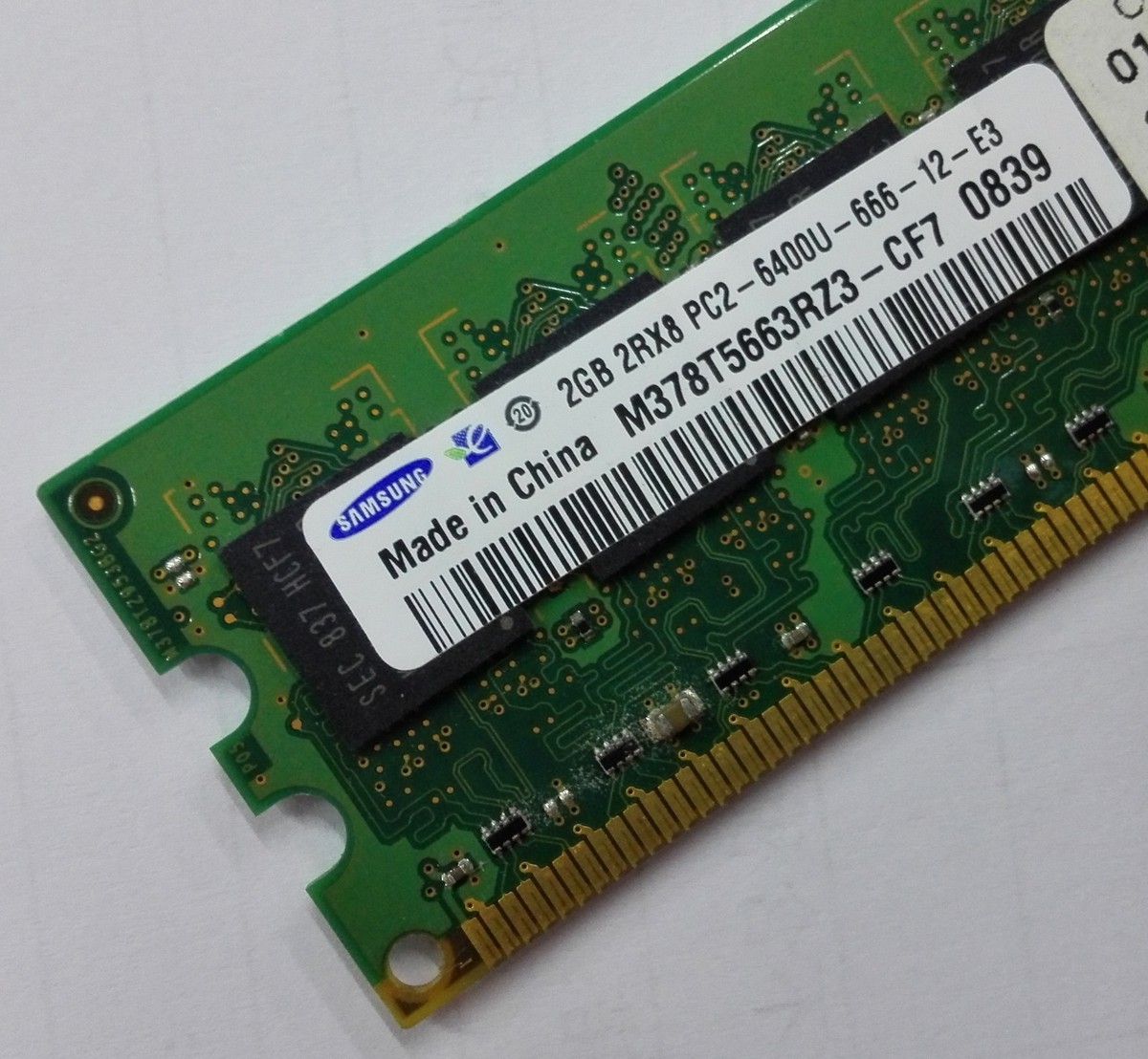 SAMSUNG 2GB DDR2 800 Desktop DIMM Memory RAM 2Rx8 PC2-6400U 240pin