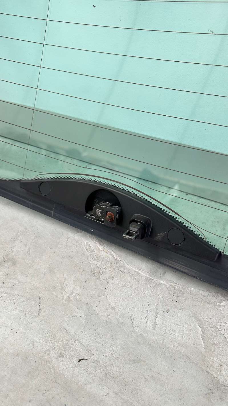 BMW E46 Rear Touring Tailgate Glass & Wiper 51318255292 eBay