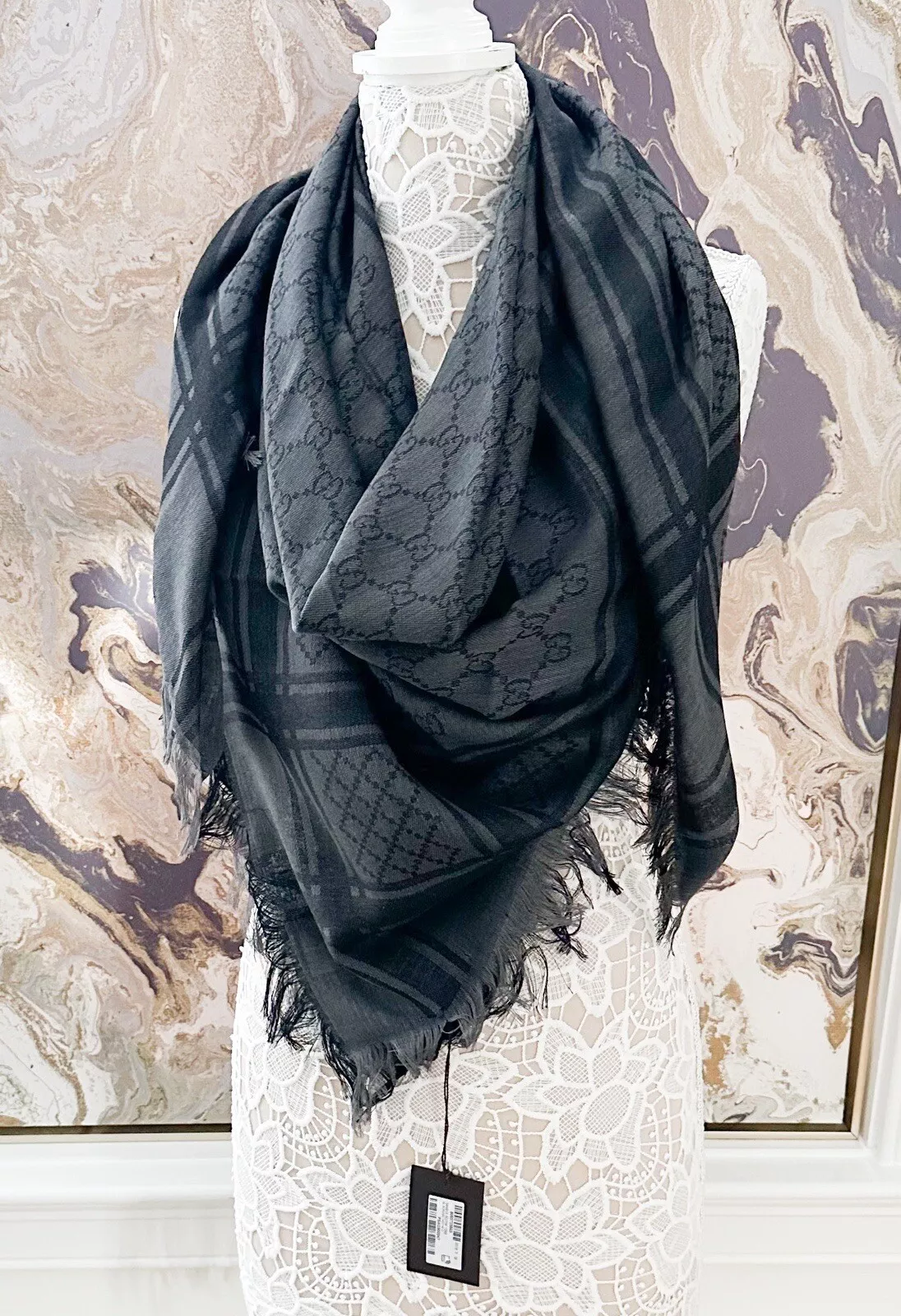 Écharpe bord métallique effiloché laine soie Gucci GG Jacquard