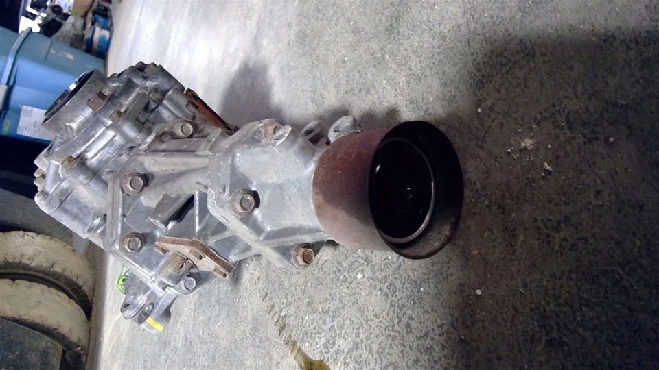 2008 08 Mitsubishi Outlander Transfer Case AWD 95888 - Image 4 of 4