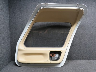 LA52120000 (Use: 2811101-2) Cessna LC41-550FG Cabin Door Structure RH
