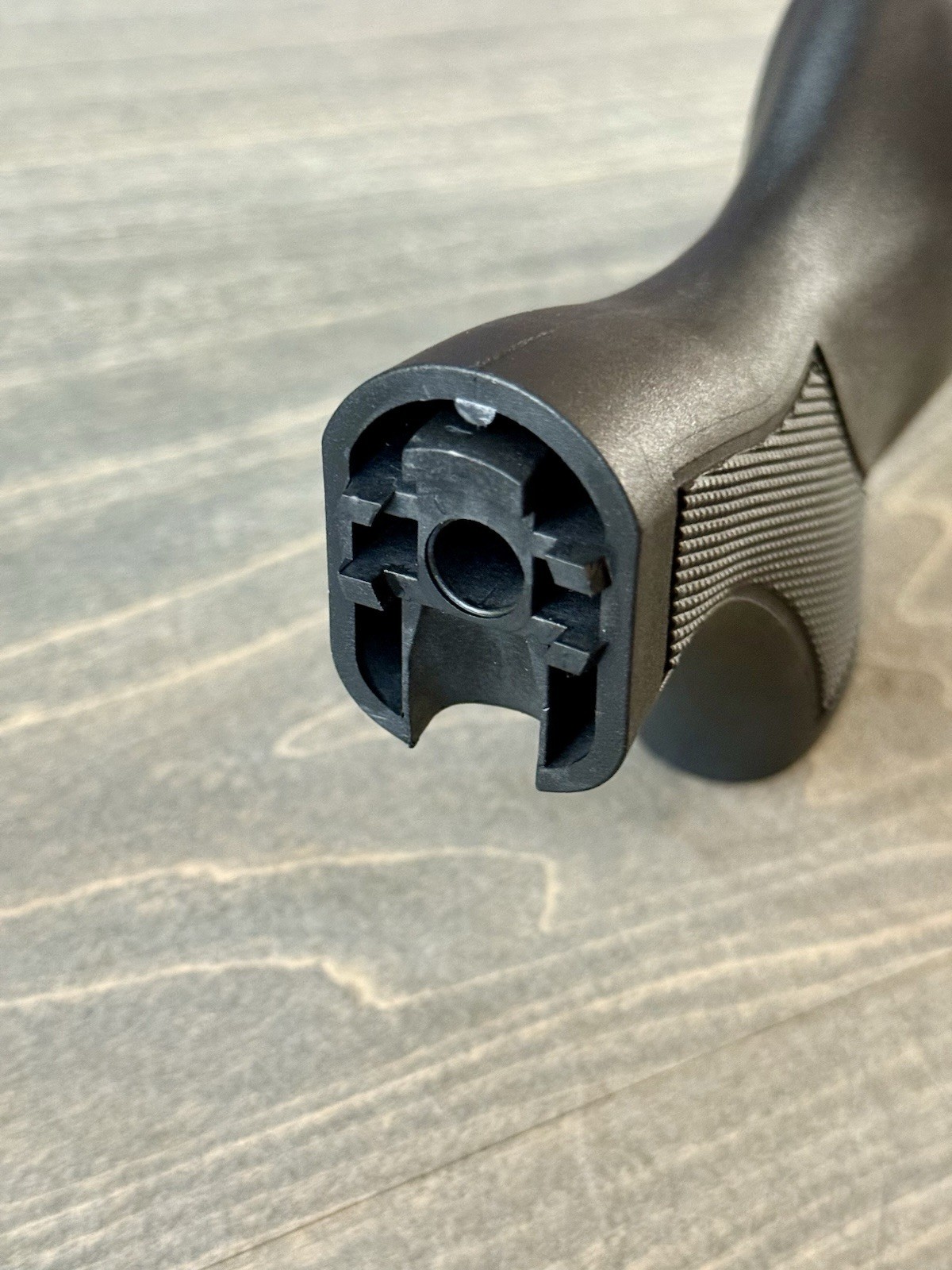 MOSSBERG 500 590 MAV YOUTH BANTAM POLYMER STOCK PINNED ACTION BARS FOREND 20 GA