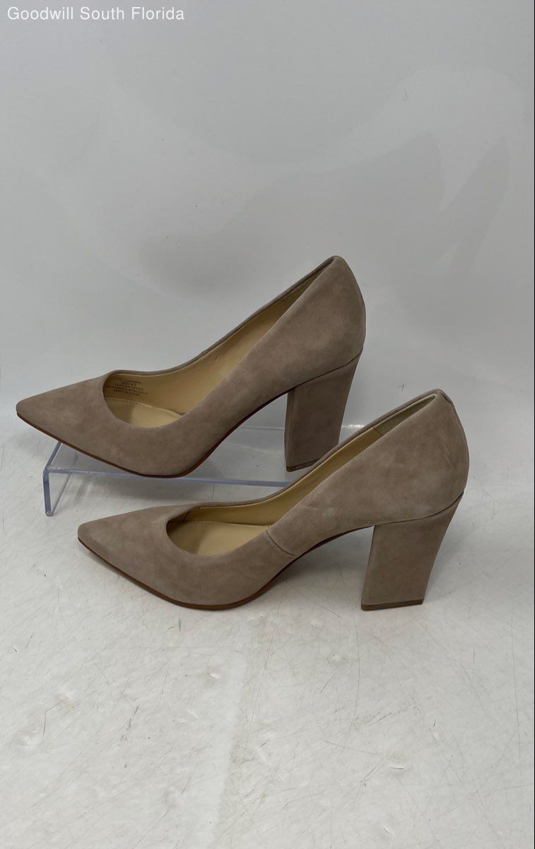 Vince Camuto Womens Candera Beige Leather Pointed Toe High Pump Heels Size 9M