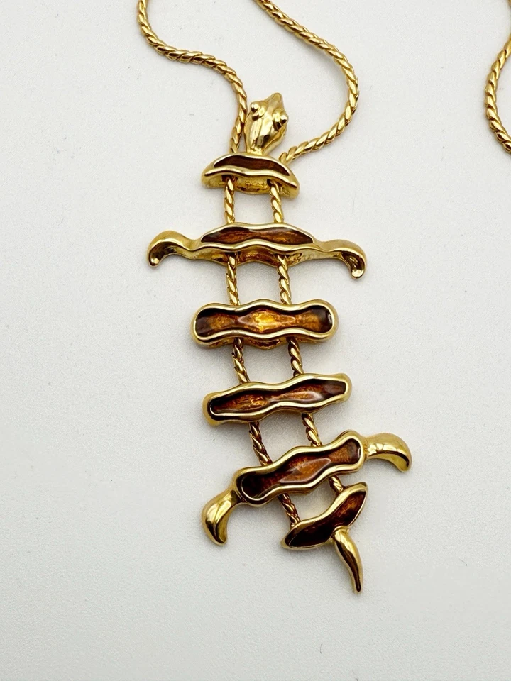 Collar Colgante KJL Kenneth Jay Lane Tono Dorado Articulado Tortuga Bronce Esmalte Foto 3 de 4