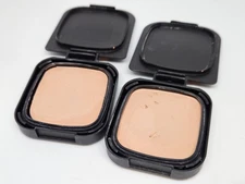 NARS Radiant Cream Compact Foundation Refill LIGHT 2 MONT BLANC - LOT/2 (FLAWED)