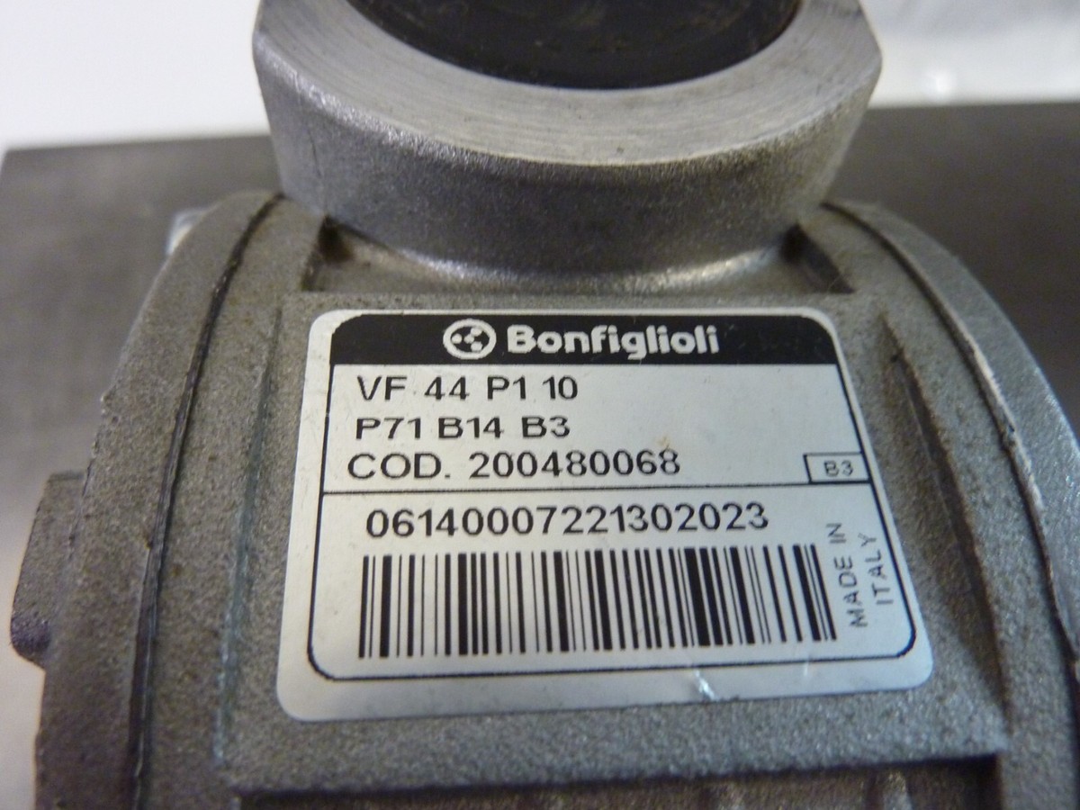 BONFIGLIOLI VF 44 P1 10 Right Angle Worm Gear Reducer P71B14B3
