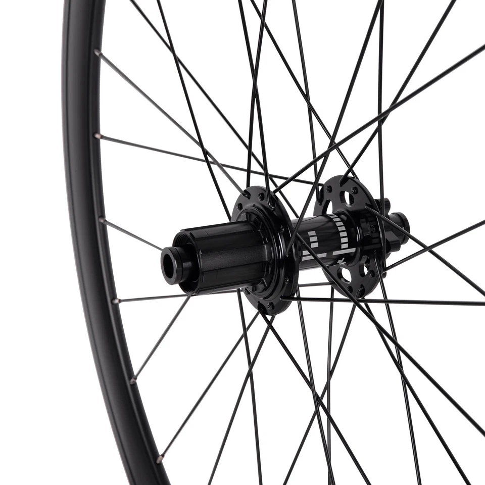 700C Clincher Road Bicycle Front Rear Wheelset Disc Brake Thru Axle Hub 28 32H - Image 2 of 4