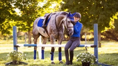 LeMieux ProSport Close Contact Suede Schabracke Square Benetton Blue Bamboo Soft