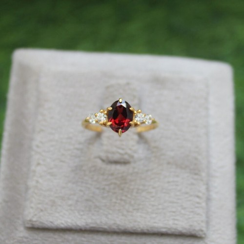 Anillo de compromiso Art Deco corte ovalado granate natural enchapado en oro amarillo de 14K plata - Imagen 5 de 6