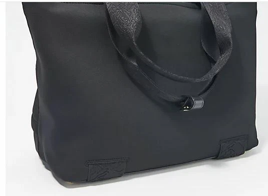 Bolso de mano negro con cremallera de neopreno rosa Taryn   Foto 2 de 4