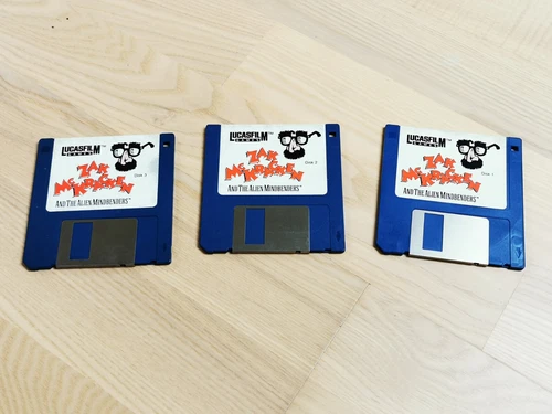 ATARI ST ZAK MCKRACKEN AND THE ALIEN MINDBENDERS DISKS NO BIG BOX LUCASFILM