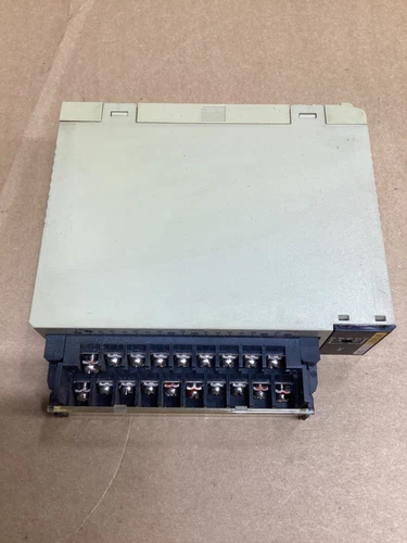 Omron C200H-B7A02 B7A I/F PLC Output Unit C200HB7A02 #122L32