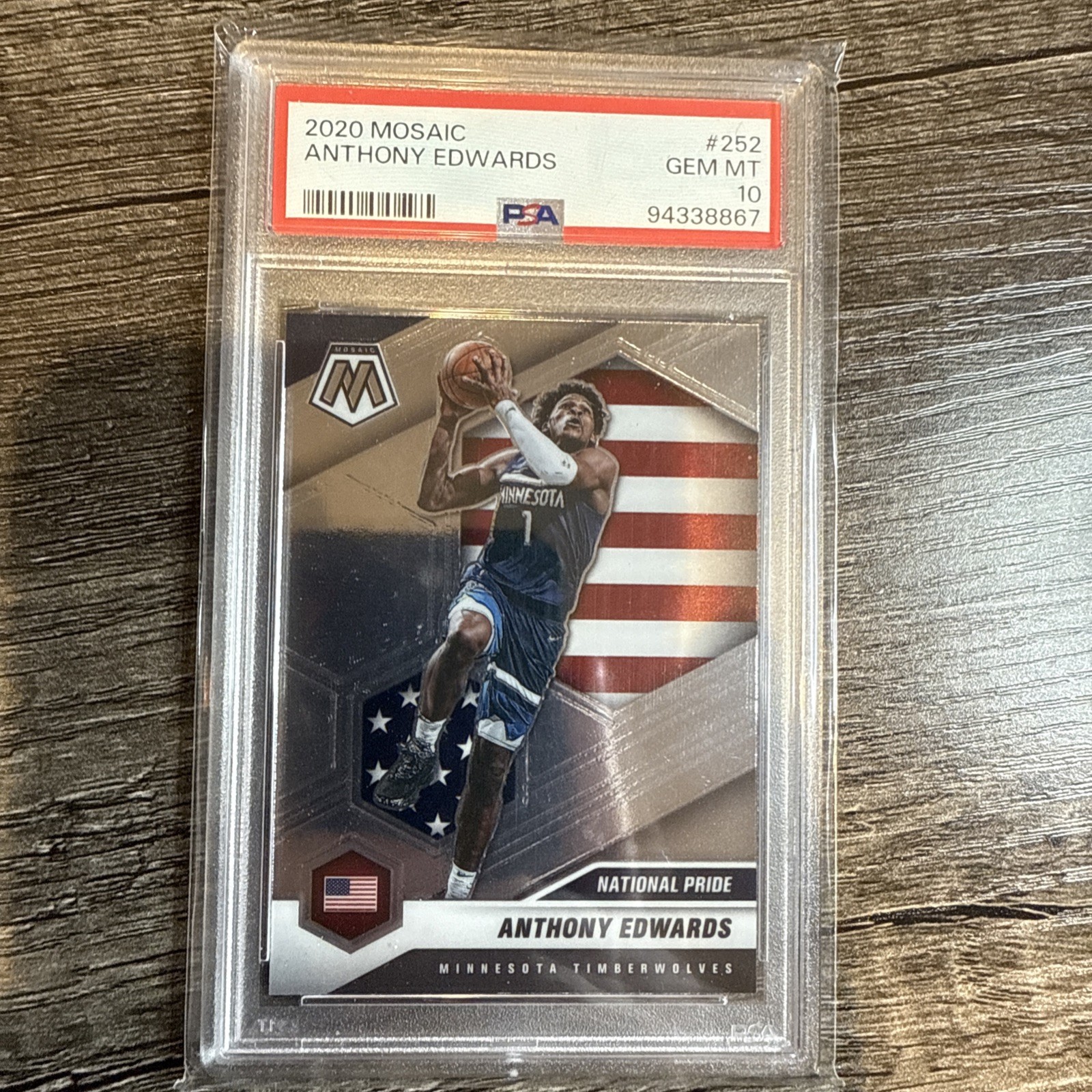 2020-21 PANINI MOSAIC ANTHONY EDWARDS RC NATIONAL PRIDE #252 PSA 10 GEM MINT