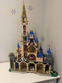 LEGO Disney Castle 43222 Disney 100 Complete Set 4837 Pieces Box
