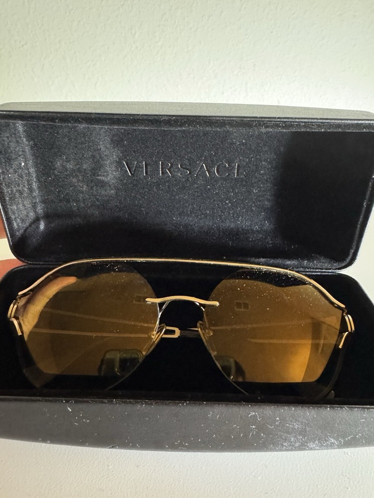 Versace Medusa Insignia Round Sunglasses