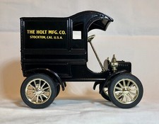 Caterpillar 1905 Delivery Car Bank by ERTL, 1989 3240 - Bargain Price 