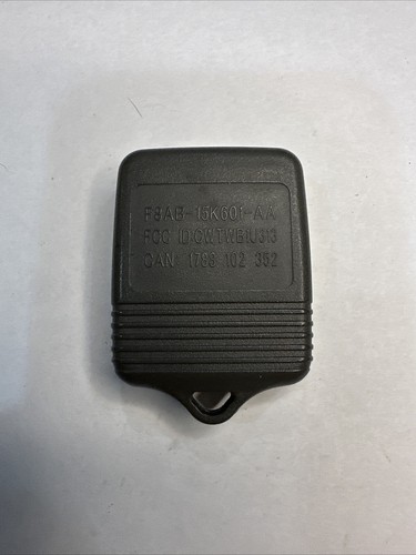 Keyless entry remote Lincoln key fob keyfob control towncar beeper CWTWB1U313 - Picture 2 of 2