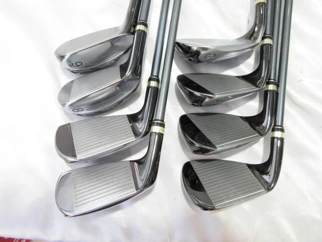 PRGR Right Handed Iron Set egg 6-9,P,AS,S Graphite Shaft Flex M-37 - Image 2 of 4