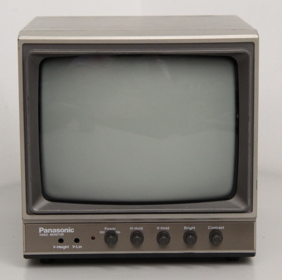 Panasonic TR-930 CCTV Analog Security Surveillance BNC Monochrome Video Monitor