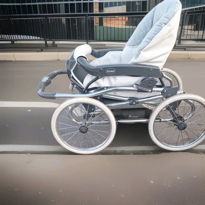 Retro-Kombikinderwagens der Marke Roan Sportsitzaufsatz