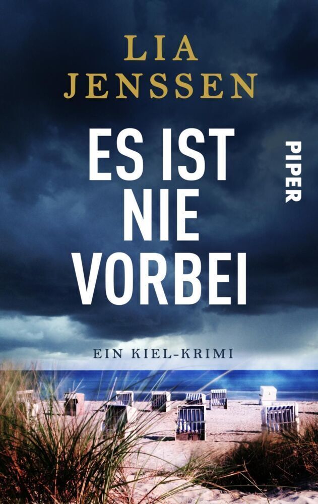 Thumbnail - Lia Jenssen | Es Ist Nie Vorbei | Taschenbuch | Deutsch (2018) | 312