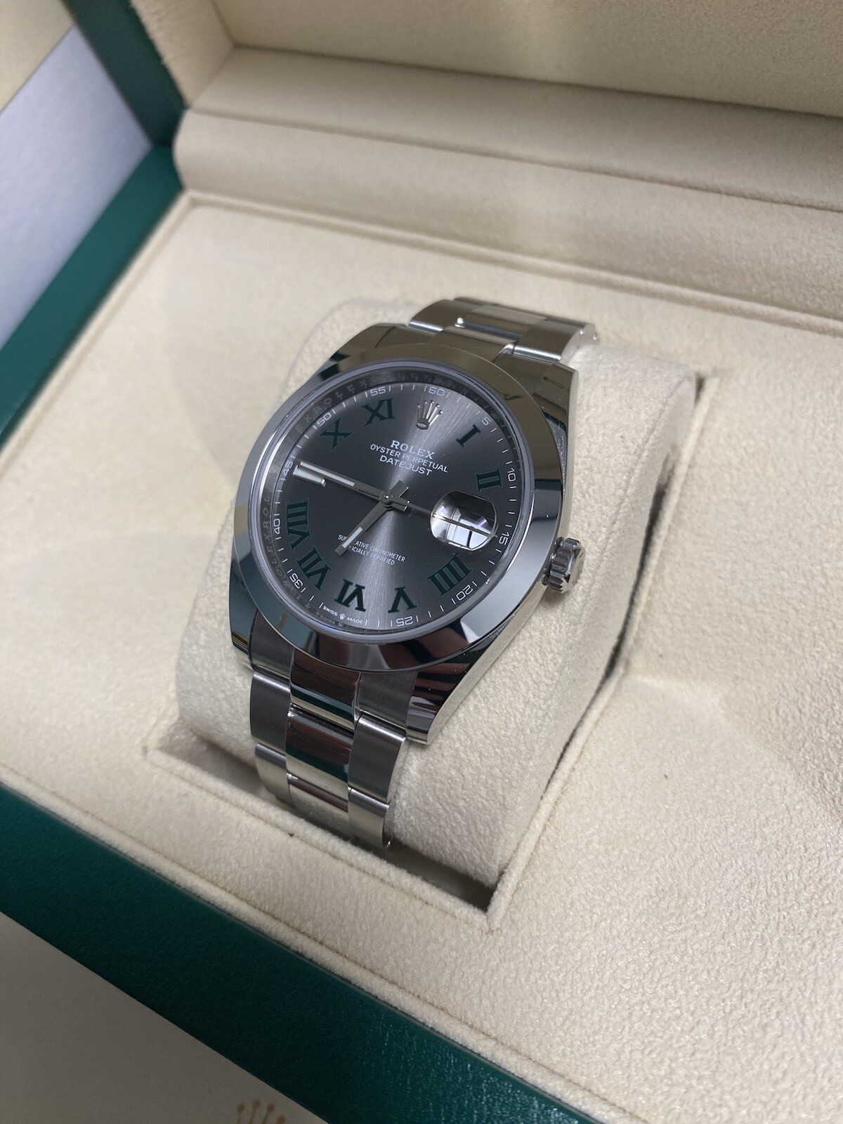 Rolex Datejust 41 126300 Wimbledon Dial Oyster 2023 Box And Papers image 2
