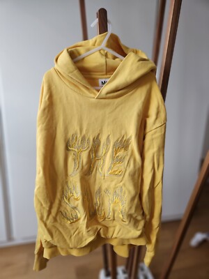 Molo Hoodie in gelb mit Aufschrift 152 Top