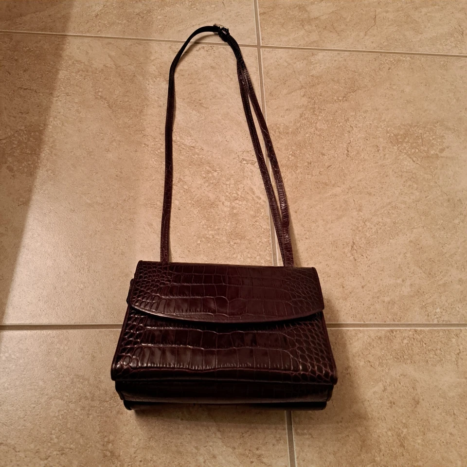 Bolso Bandolera Organizador Vintage Brighton Negro y Marrón Cuero Repujado Foto 3 de 4