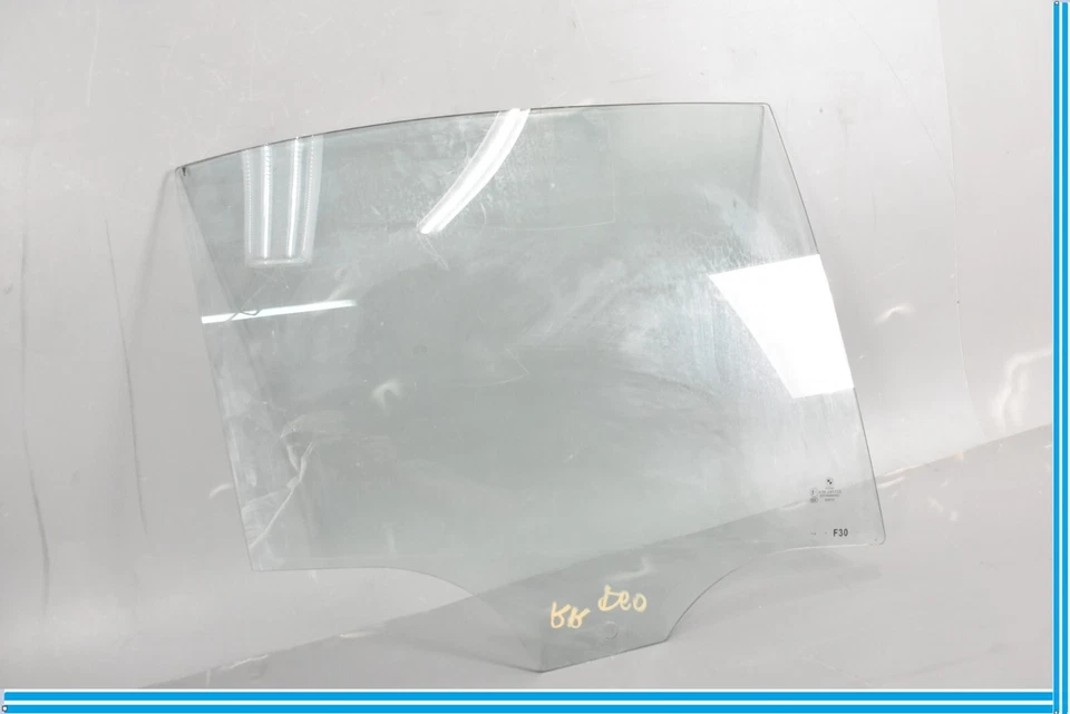 12-18, BMW 328I, Cristal Puerta Trasera Derecha, F30, N.º de parte: 51-35-7-259-820 Foto 2 de 4