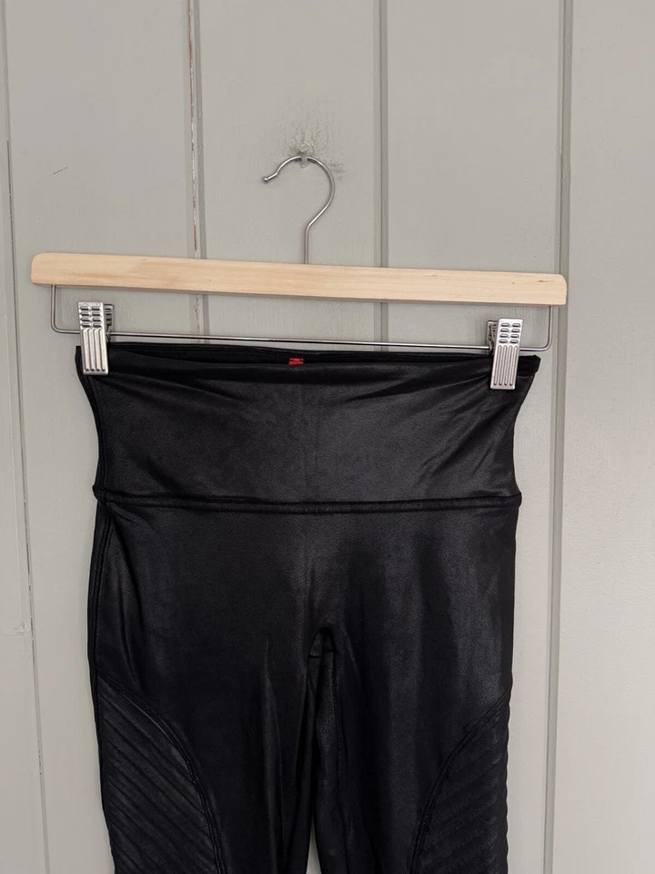 Леггинсы SPANX S маленькие искусственная кожа однотонные черные мото эластичные без застежек - Изображение 2 из 4