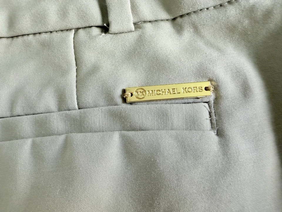 MICHAEL KORS WOMENS KHAKI WITH POCKETS TAILORED DRESS SHORTS SIZE 2 GUC - Image 3 of 4
