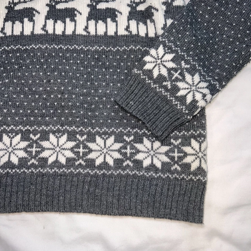POL Sweater Women’s Size XL Gray Fair Isle Reindeer Snowflake Holiday Christmas - Image 4 of 4