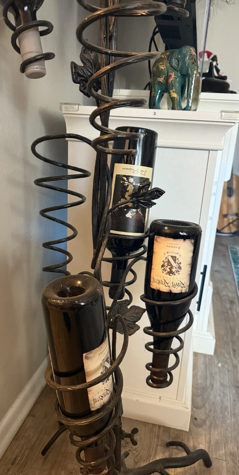 Árbol de vino de hierro Foto 3 de 3