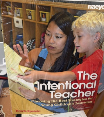 #ad Intentional Teacher : Choosing the Best Strategies for Young Children#x27;s Learning $30.00