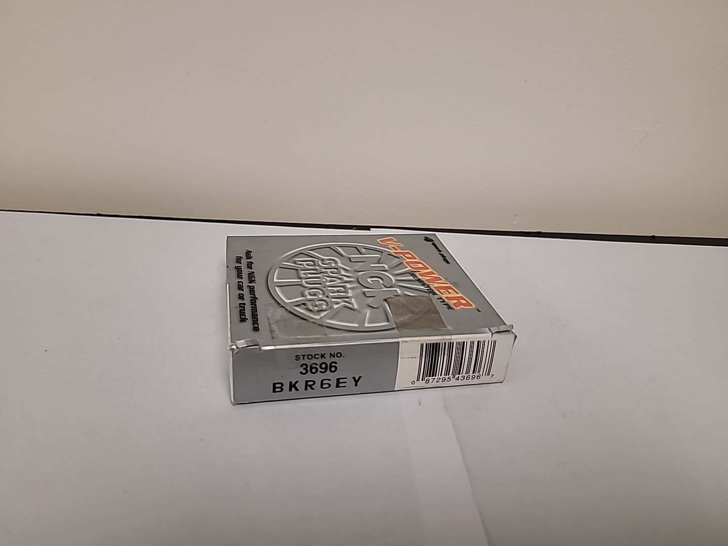 NGK V-Power Spark Plug Lot Of 4 3696 BKR6EY - Fits Nissan Sentra