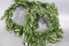 Vickerman 16" Camdon Fir Artificial Christmas wreath  unlit - Set of 2