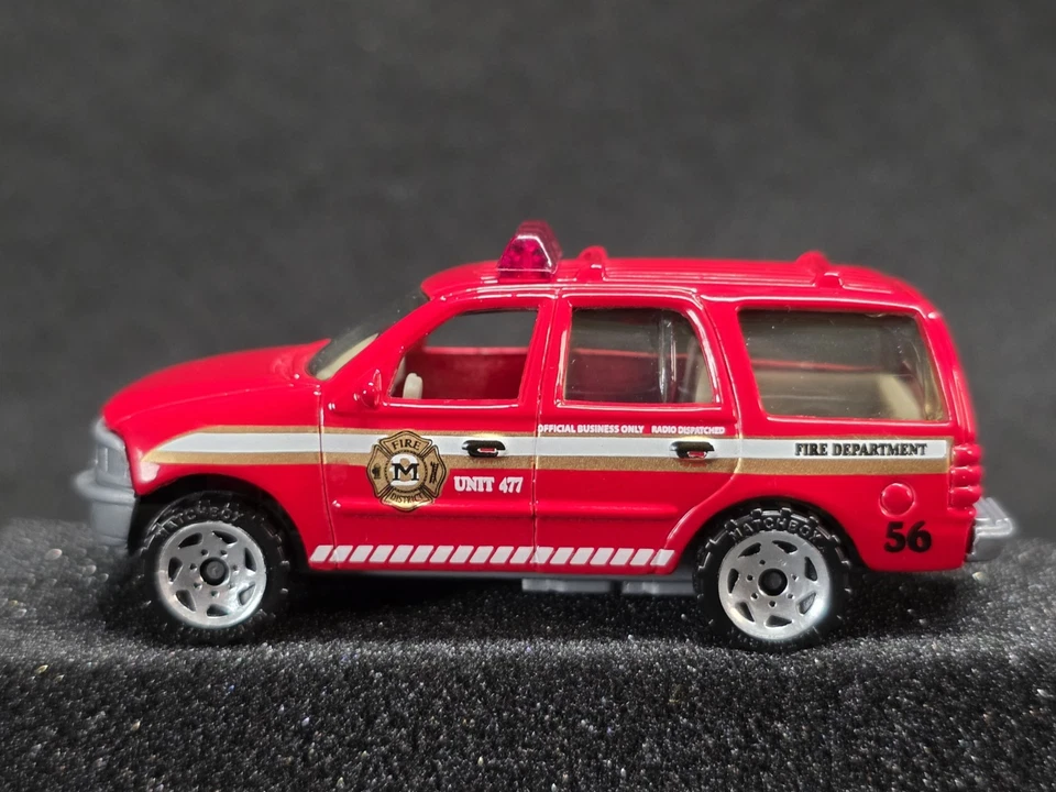 Matchbox 2007 Fire 5-Pack Exclusive Ford Expedition - Unit 477 - Image 2 of 4