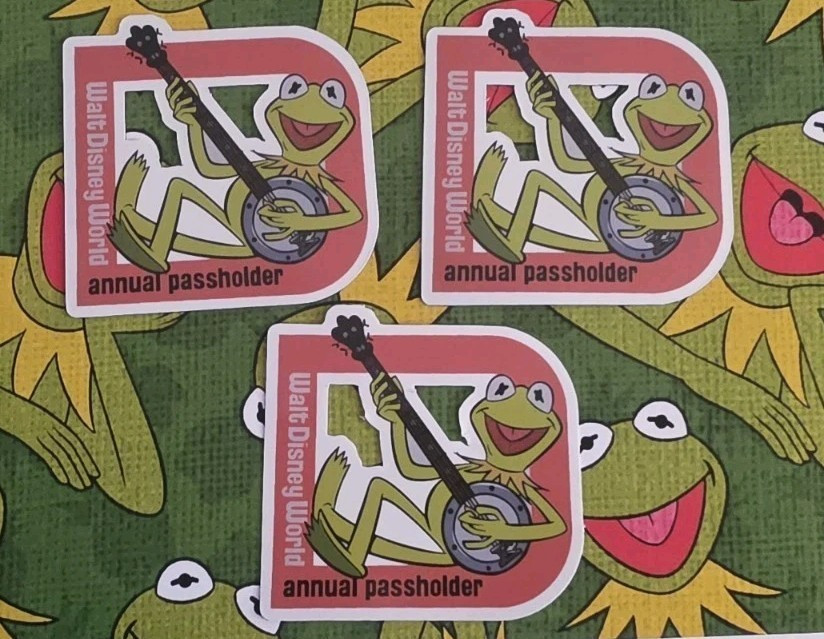 Walt Disney World 3 Annua passholder Magnets 2026 Kermit the Frog  HOMEMADE
