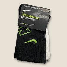 Nike 3 Pack Crew Socks Boys XS Sock Size 5-7 Shoe 10C- 3Y Black White Gray