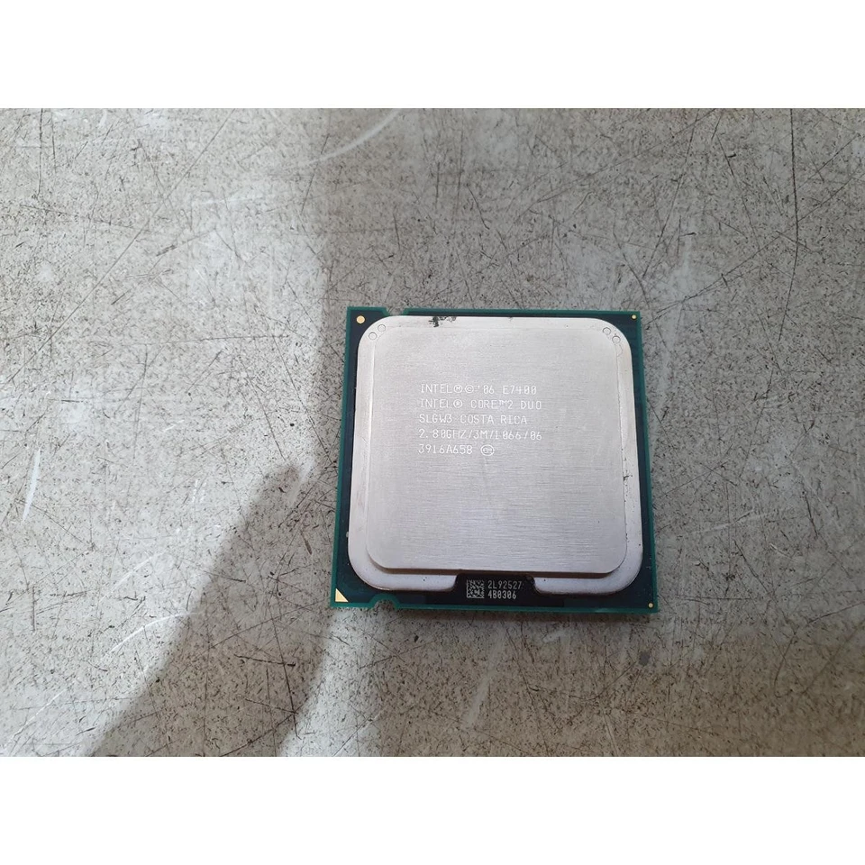 Intel Core 2 Duo E7400 Dual-Core Desktop CPU Processor 2.8 GHz Socket LGA775 - Image 4 of 4